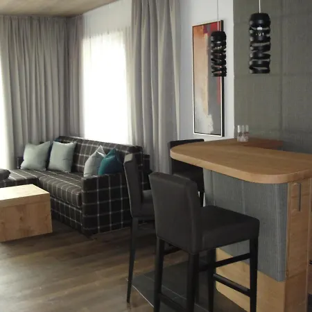 Ferienwohnung Haus Alt St. Anton St. Anton am Arlberg Exterior foto