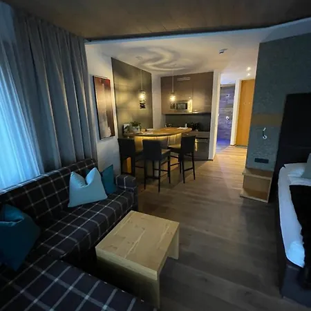 Ferienwohnung Haus Alt St. Anton St. Anton am Arlberg Exterior foto